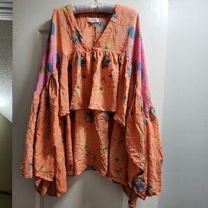 Rare Kantha Bae Gold Dust Crop Peach